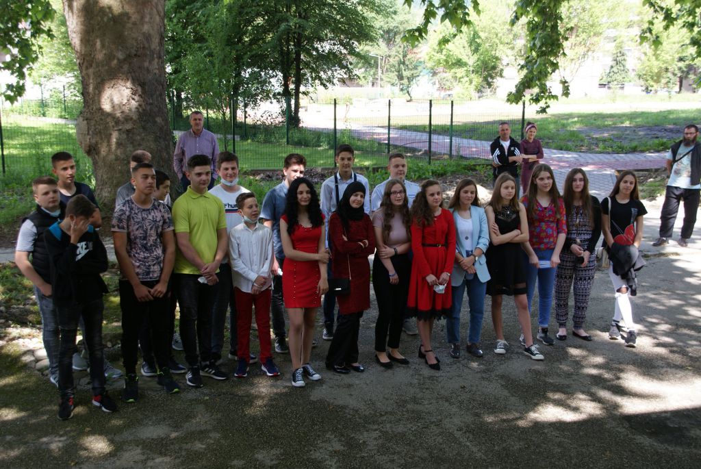 Read more about the article Ispraćaj maturanata 2019/2020.